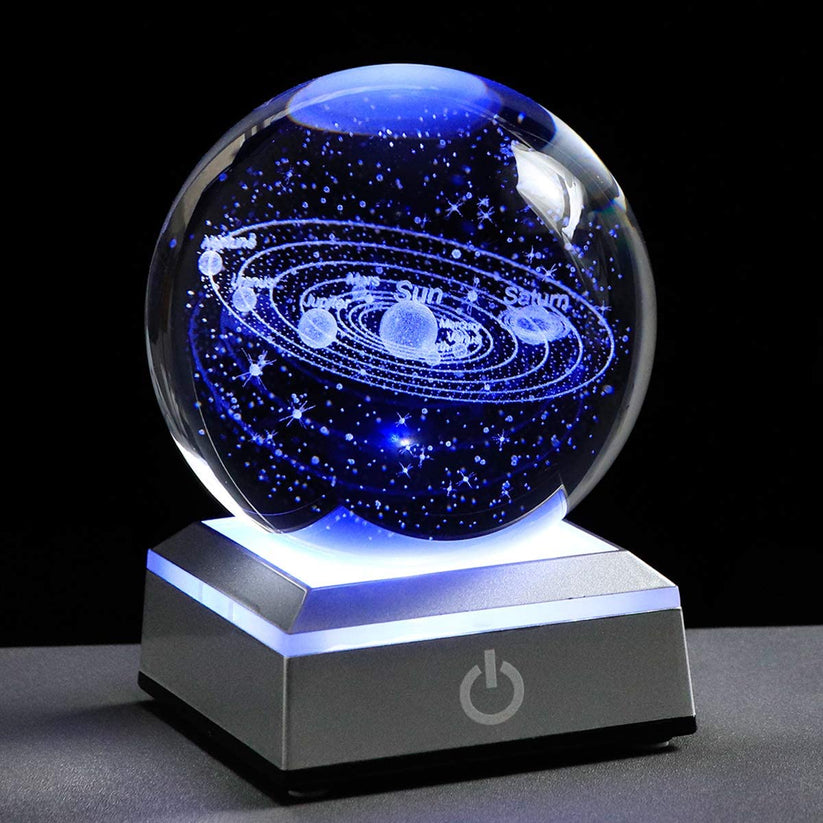 The Enchantment of the 3D Solar System Crystal Ball